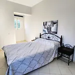 Spacious And Elegant Apartment In Agdal